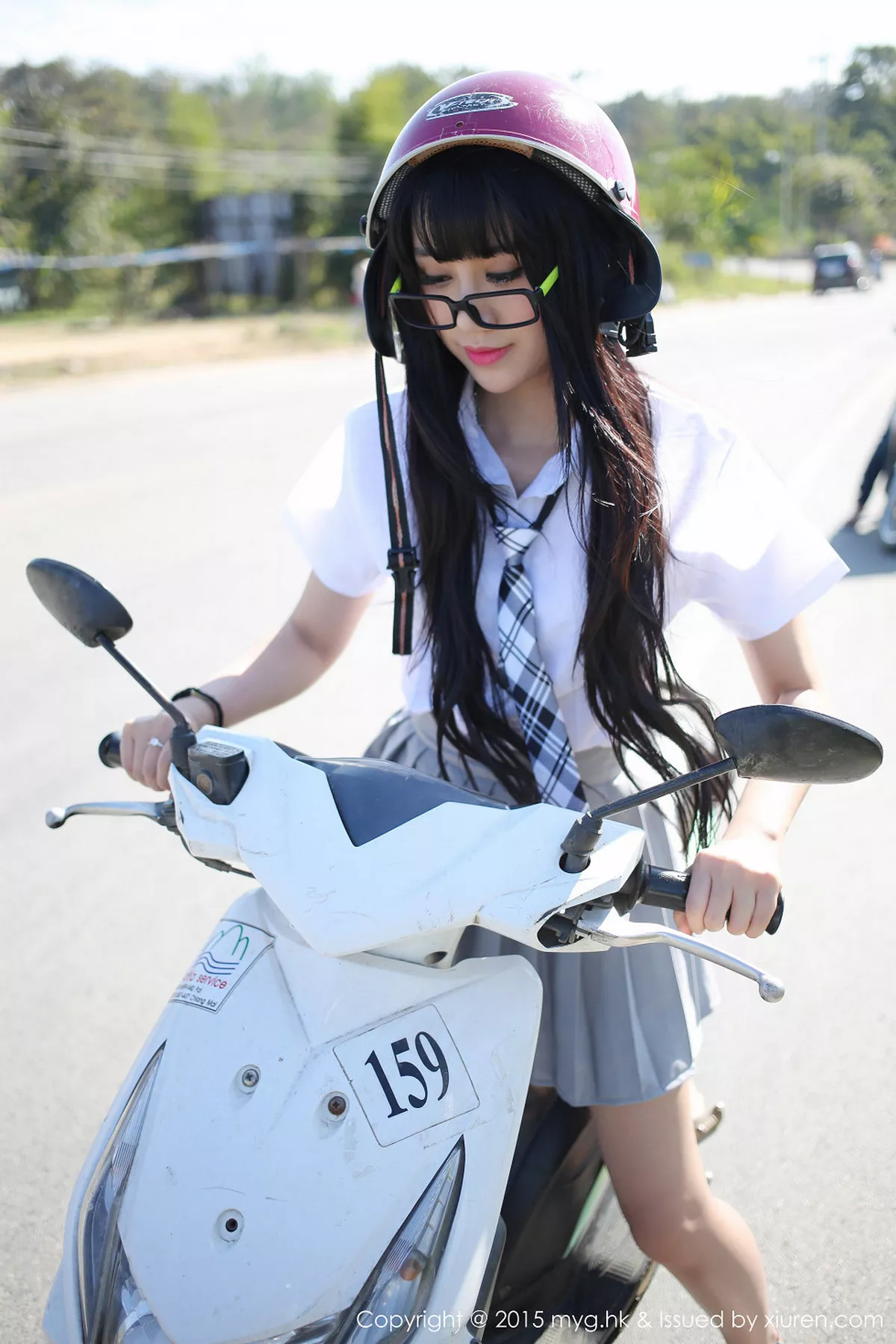 秀人集.com_[MyGirl美媛馆]Vol.096_嫩模杨晓青儿泰国旅拍清纯学生装花丛中的美仙子写真88P