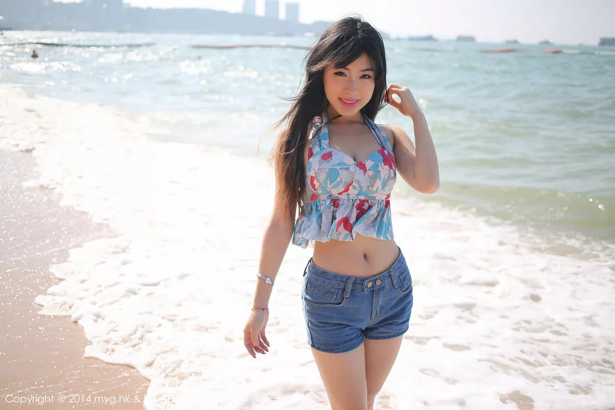 秀人集.com_[MyGirl美媛馆]Vol.088_嫩模刘雪妮Verna芭提雅旅拍透视薄纱裙系列性感写真56P