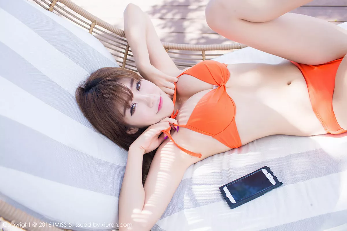 秀人集.com_[IMISS爱蜜社]Vol.067_嫩模程小烦不烦薄荷岛旅拍性感比基尼完美身材写真54P