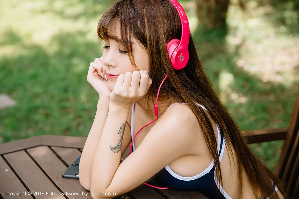 秀人集.com_[BoLoli波萝社]Vol.084_嫩模夏美酱越南大叻旅拍性感女仆装侧露美乳写真68P