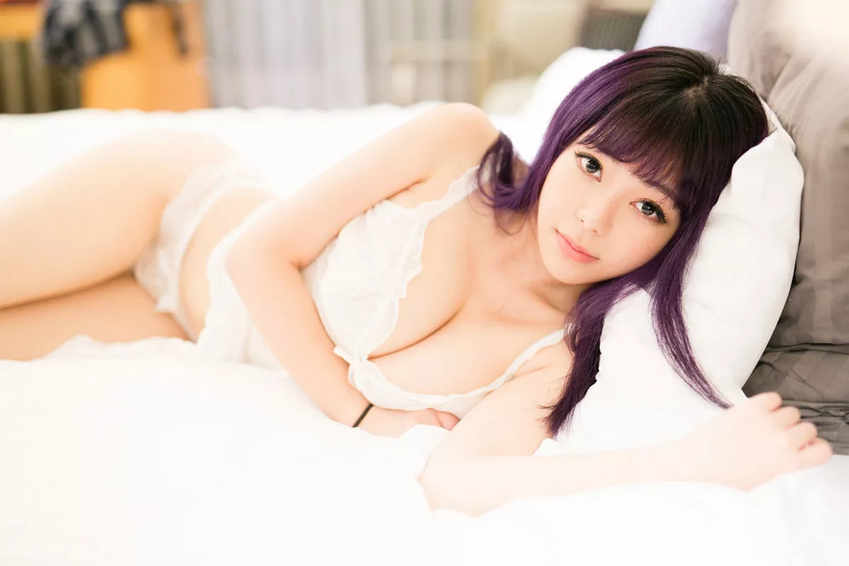 秀人集.com_[MyGirl美媛馆]Vol.076_嫩模刘飞儿Faye白色情趣睡裙蕾丝内裤豪乳诱惑写真67P