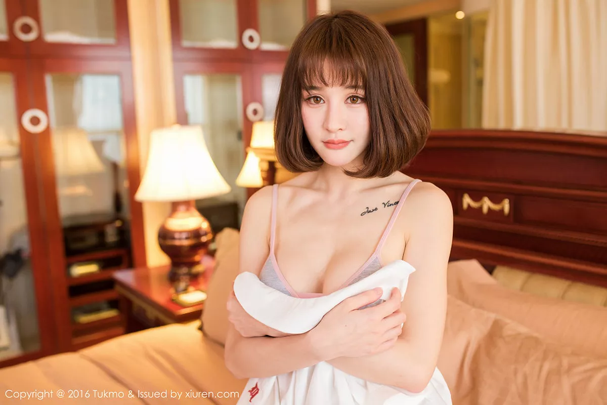 秀人集.com_[Tukmo兔几盟]Vol.093_嫩模Cheryl青树学生制服现性感内衣秀完美身材诱惑写真40P