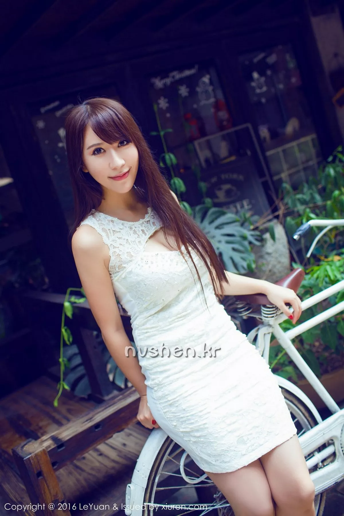 秀人集.com_[LeYuan星乐园]Vol.020_嫩模艾惟玲珑瓜子脸前凸后翘的完美身材白嫩美胸性感写真46P