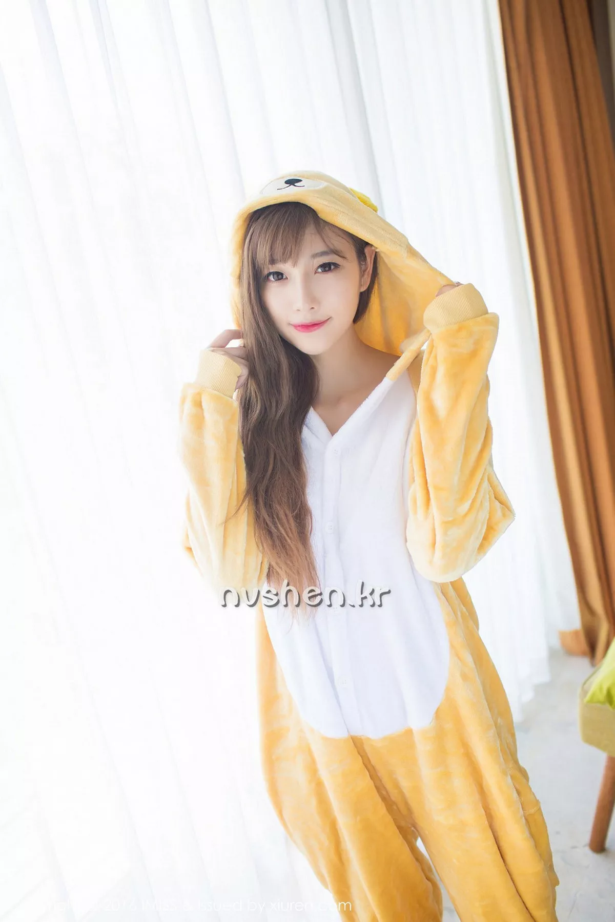 秀人集.com_[IMISS爱蜜社]Vol.136_嫩模Sugar小甜心CC苏梅岛旅拍美女扮野兽性感黑丝写真59P