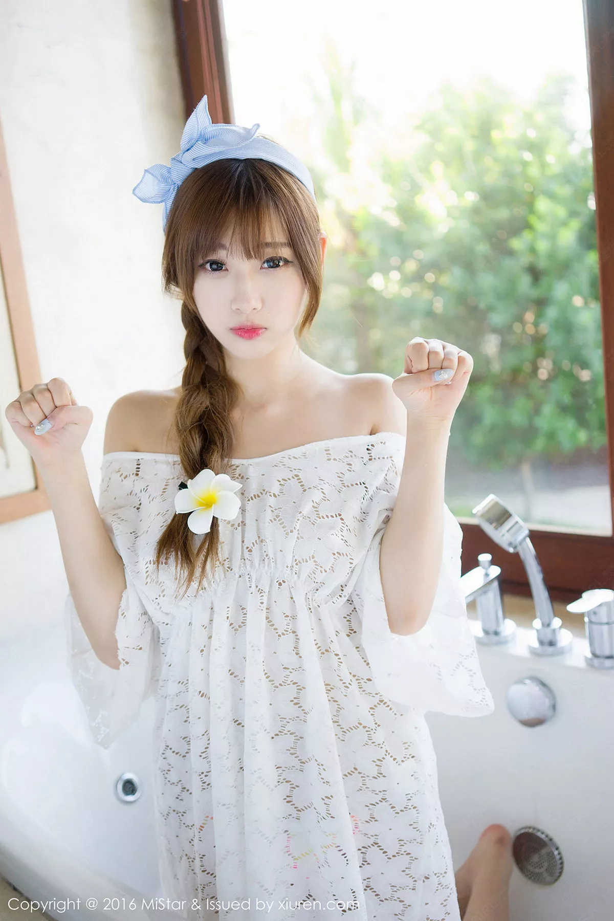 秀人集.com_[MiStar魅妍社]Vol.104_嫩模Sugar小甜心CC巴厘岛旅拍性感内衣秀翘臀写真55P