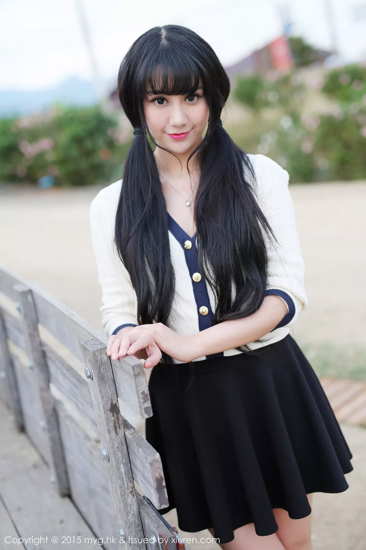 秀人集.com_[MyGirl美媛馆]Vol.102_嫩模杨晓青儿泰国Pai县旅拍白色蕾丝袜诱惑翘臀写真60P