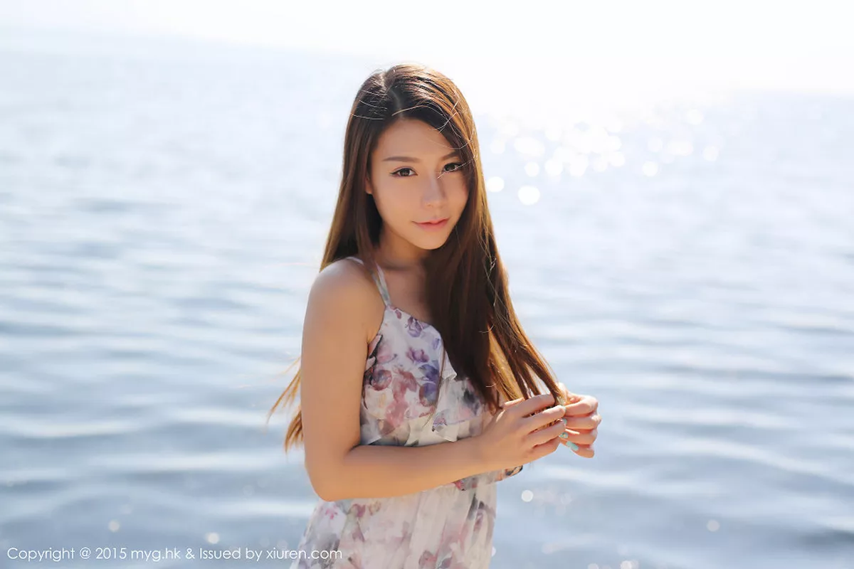 秀人集.com_[MyGirl美媛馆]Vol.106_嫩模vetiver嘉宝贝儿大理旅拍连身花长裙清新迷人写真50P