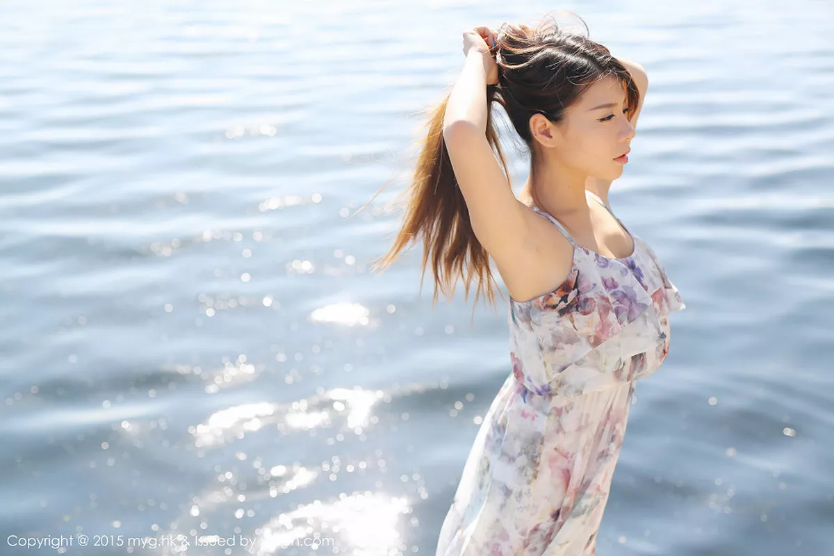 秀人集.com_[MyGirl美媛馆]Vol.106_嫩模vetiver嘉宝贝儿大理旅拍连身花长裙清新迷人写真50P