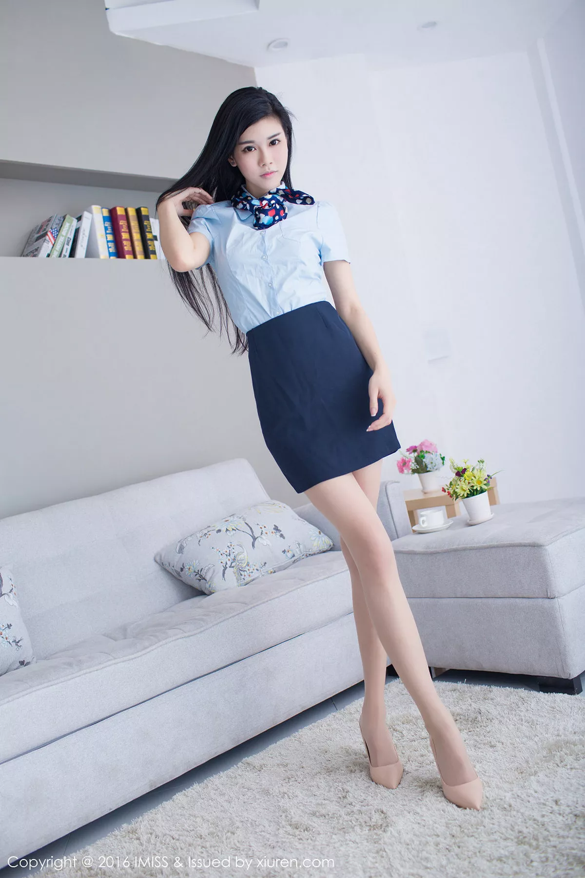 秀人集.com_[IMISS爱蜜社]Vol.099_嫩模Panadol雅红色女仆装白色蕾丝内裤迷人美胸写真65P