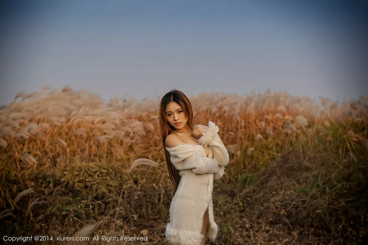 秀人集.com_[XiuRen秀人网]No.211_嫩模YOYO苏小苏浴缸里全裸玫瑰花瓣浴香艳火辣诱惑写真56P