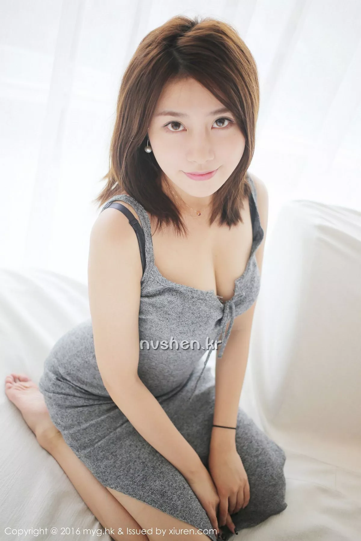 秀人集.com_[MyGirl美媛馆]Vol.232_嫩模许诺Sabrina三亚旅拍第三套职业装黑丝美腿性感写真61P