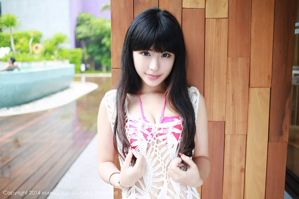 秀人集.com_[XiuRen秀人网]No.183_平面模特刘雪妮verna泰国旅拍红色圆点比基尼性感写真62P