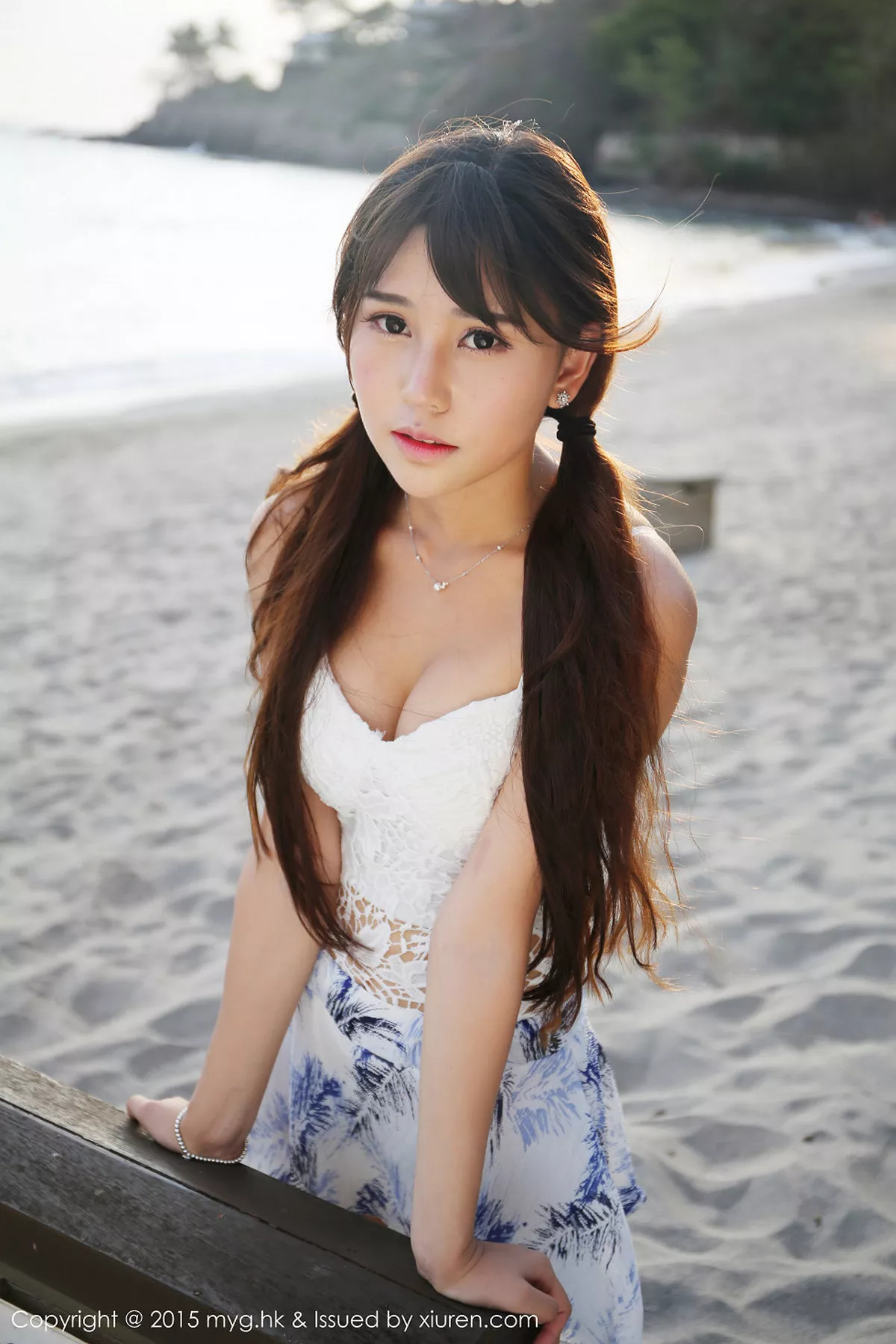 秀人集.com_[MyGirl美媛馆]Vol.154_嫩模Milk楚楚龙目岛旅拍第三套吊带白色内衣清新迷人写真43P