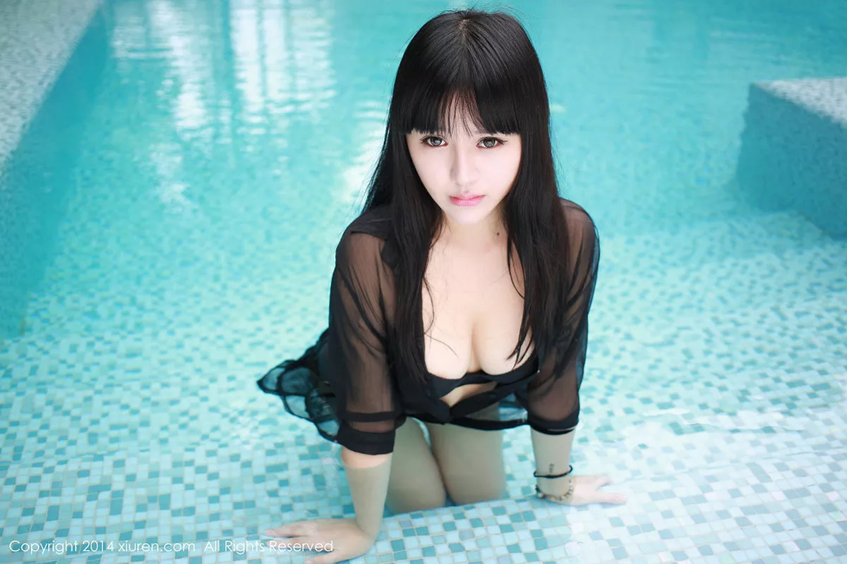 秀人集.com_[XiuRen秀人网]No.187_文艺女青年八宝icey泰国旅拍性感内衣下豪乳翘臀诱人写真65P