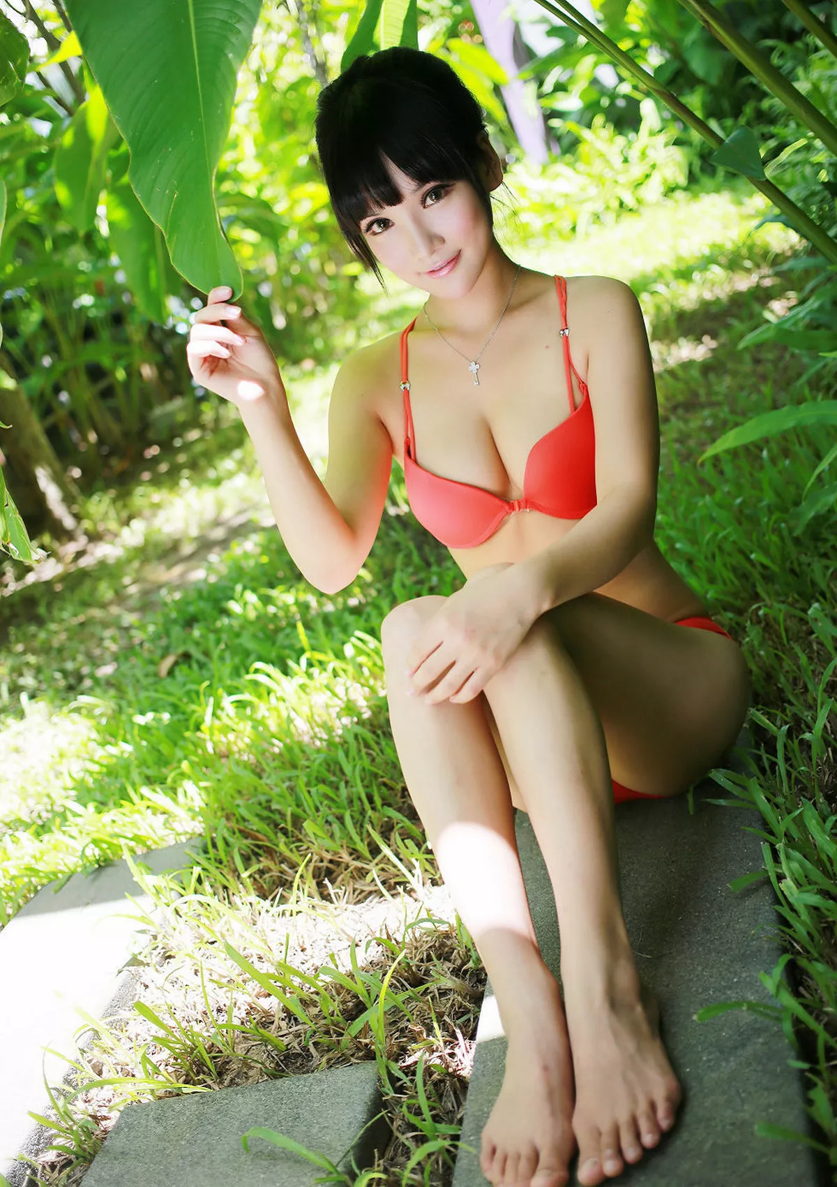 秀人集.com_[XiuRen秀人网]No.186_嫩模妮儿Bluelabel泰国旅拍私房内衣系列豪乳翘臀诱惑写真64P