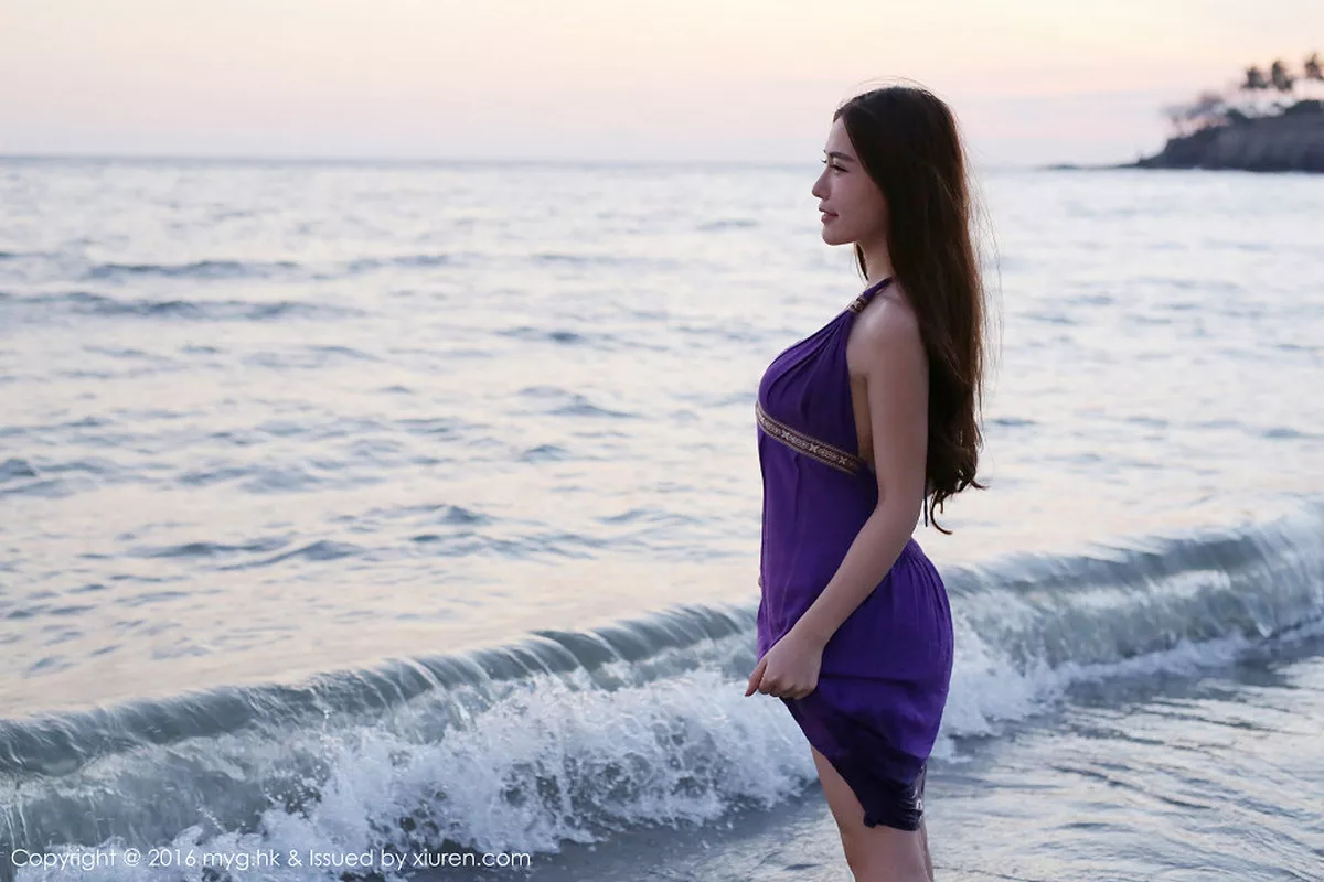 秀人集.com_[MyGirl美媛馆]Vol.191_嫩模熊吖BOBO龙目岛旅拍沙滩边白纱裙下性感美臀写真67P