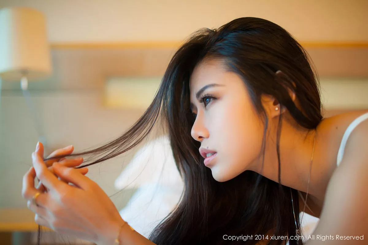 秀人集.com_[XiuRen秀人网]No.161_秀人嫩模luvian本能透明白纱性感内衣系列诱惑写真50P