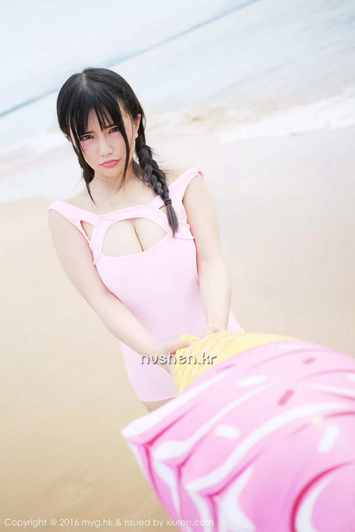 秀人集.com_[MyGirl美媛馆]Vol.230_巨乳嫩模崔乖艺性感花色比基尼童颜巨乳诱惑写真54P