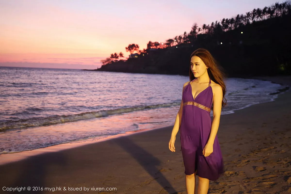 秀人集.com_[MyGirl美媛馆]Vol.191_嫩模熊吖BOBO龙目岛旅拍沙滩边白纱裙下性感美臀写真67P