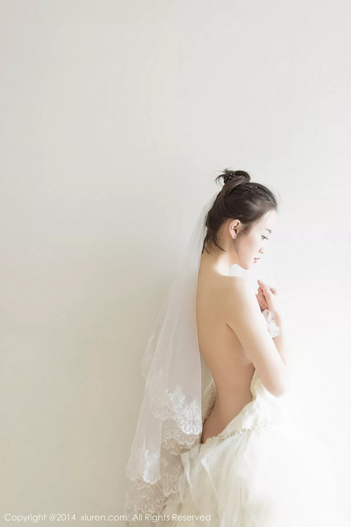 秀人集.com_[XiuRen秀人网]No.213_秀人美模MAGIC浴缸里花瓣浴大尺度撩人极致诱惑写真8P