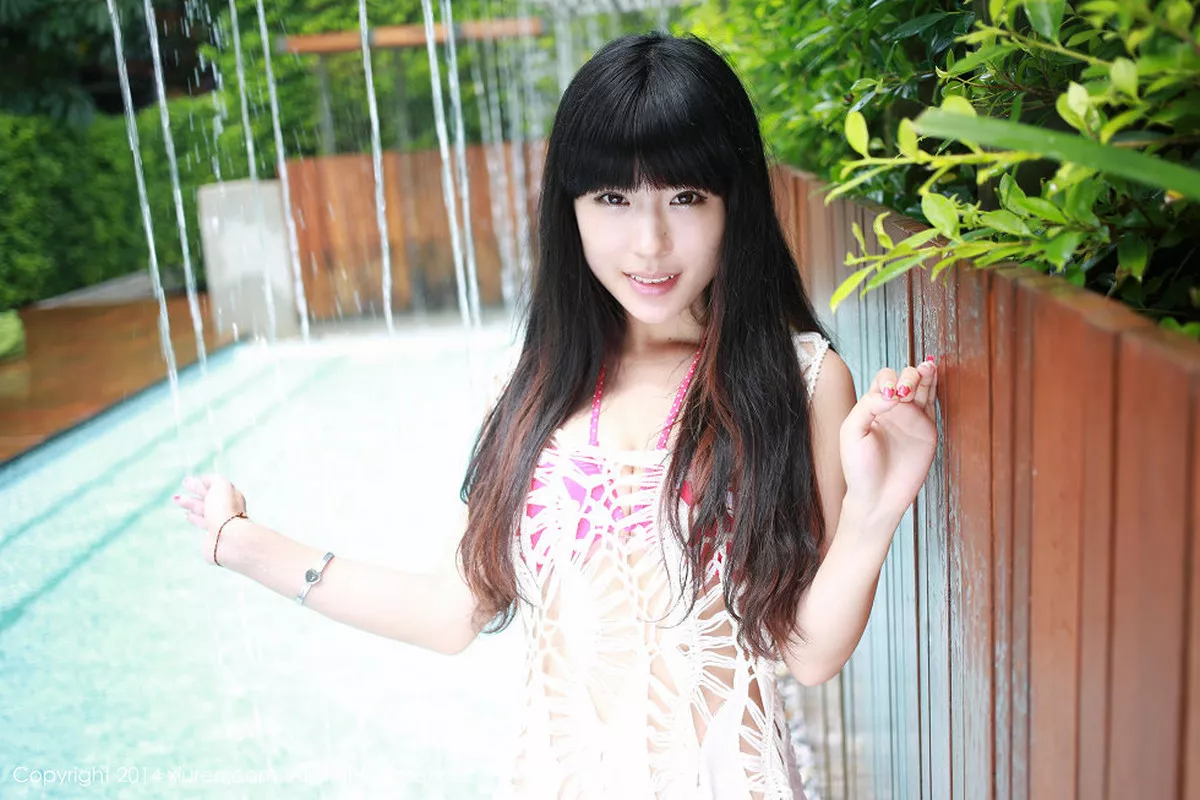 秀人集.com_[XiuRen秀人网]No.183_平面模特刘雪妮verna泰国旅拍红色圆点比基尼性感写真62P