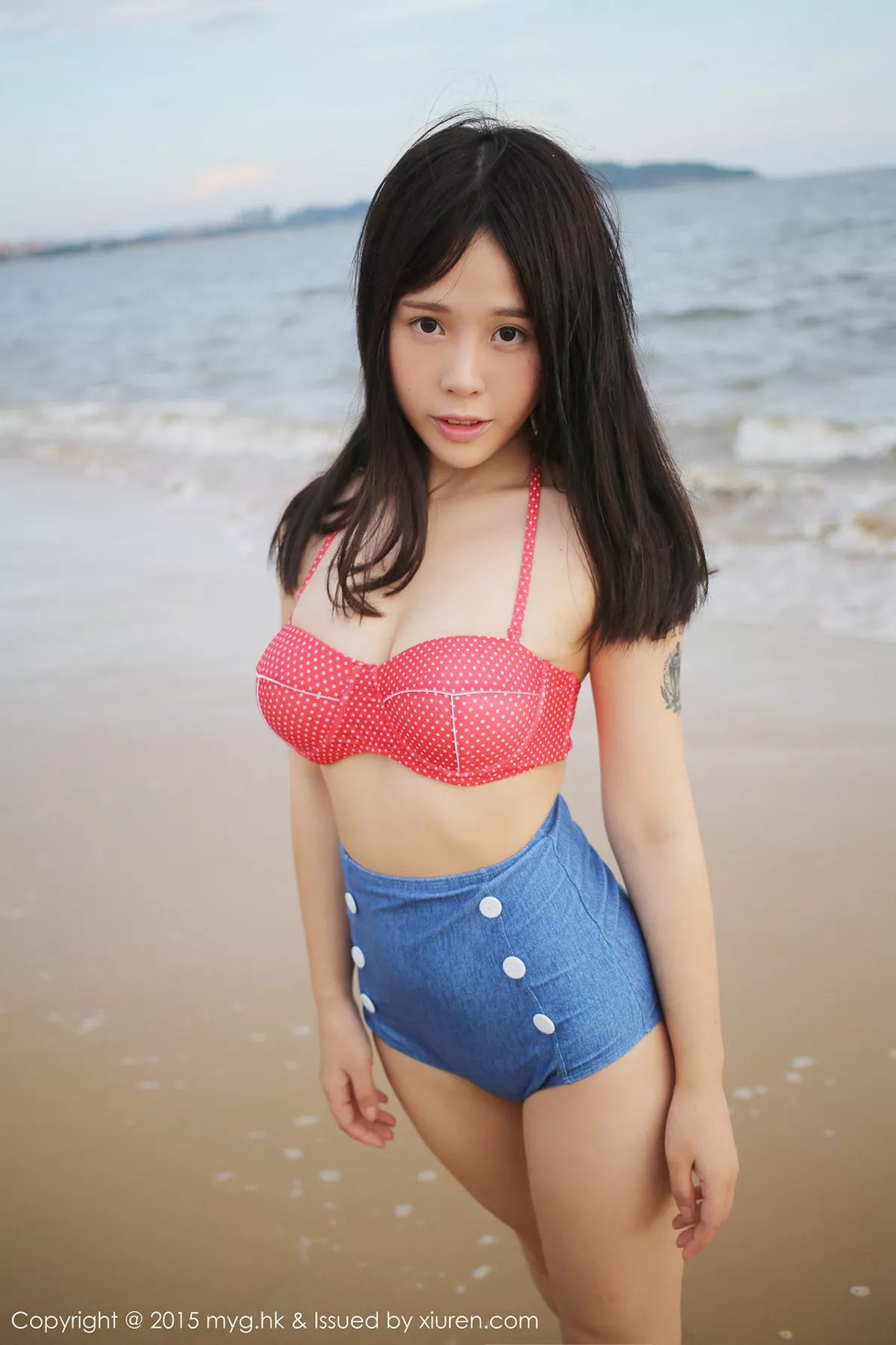 秀人集.com_[MyGirl美媛馆]Vol.175_嫩模Evelyn艾莉三亚旅拍黑色死库水秀完美身材写真73P