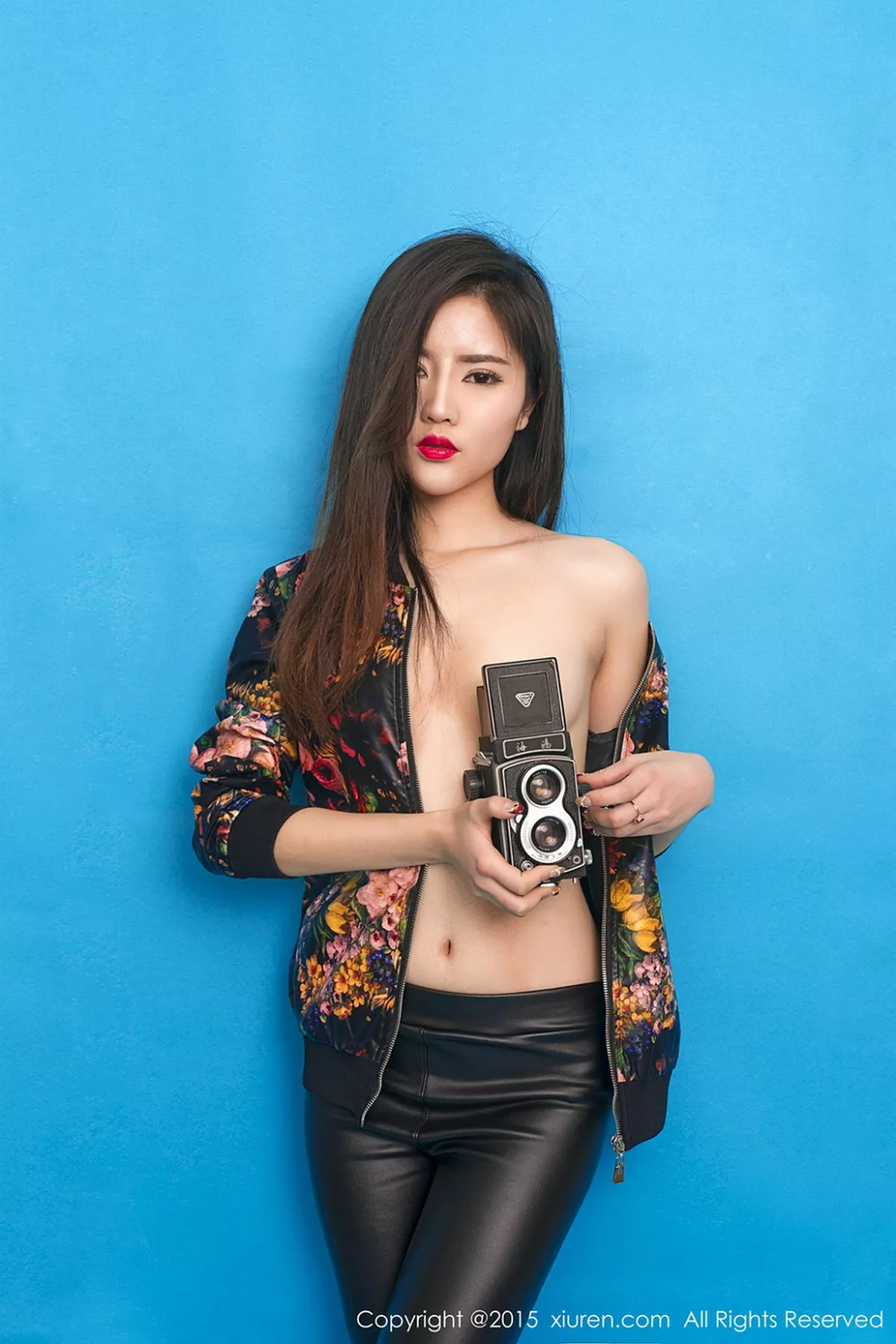 秀人集.com_[XiuRen秀人网]No.286_校花美女李昔雨真空上身秀白嫩美胸甜美微笑迷人写真50P