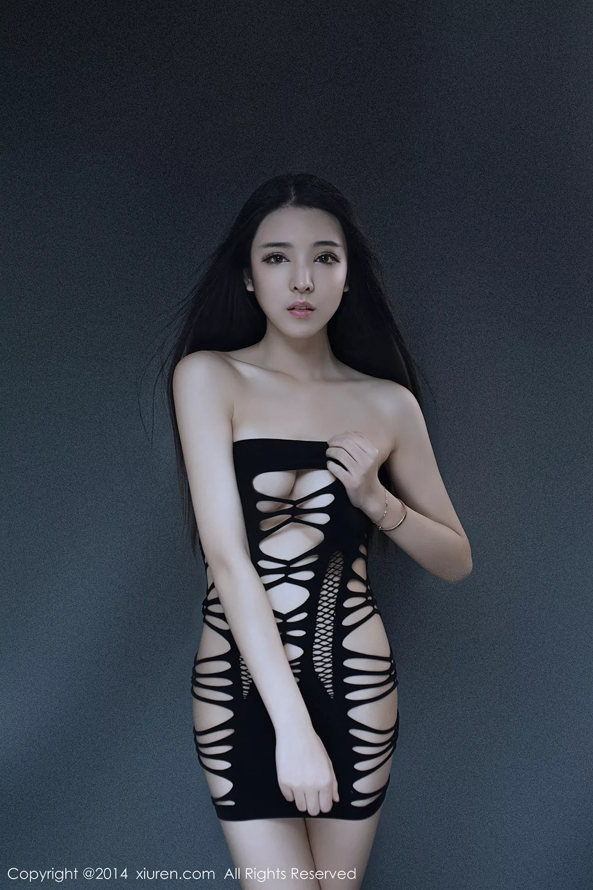 秀人集.com_[XiuRen秀人网]No.256_国产嫩模陈大榕黑色网状裙秀完美身材极致诱惑写真50P