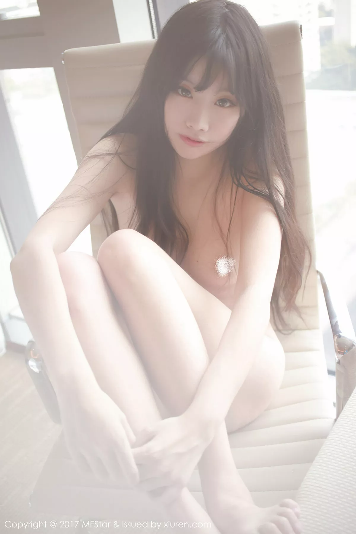 秀人集.com_[MFStar模范学院]Vol.083_新人嫩模草莓兔兔大尺度私房全裸人体艺术诱惑写真30P