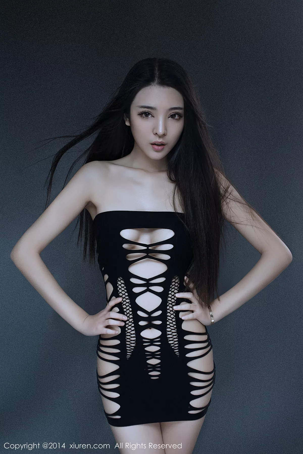 秀人集.com_[XiuRen秀人网]No.256_国产嫩模陈大榕黑色网状裙秀完美身材极致诱惑写真50P