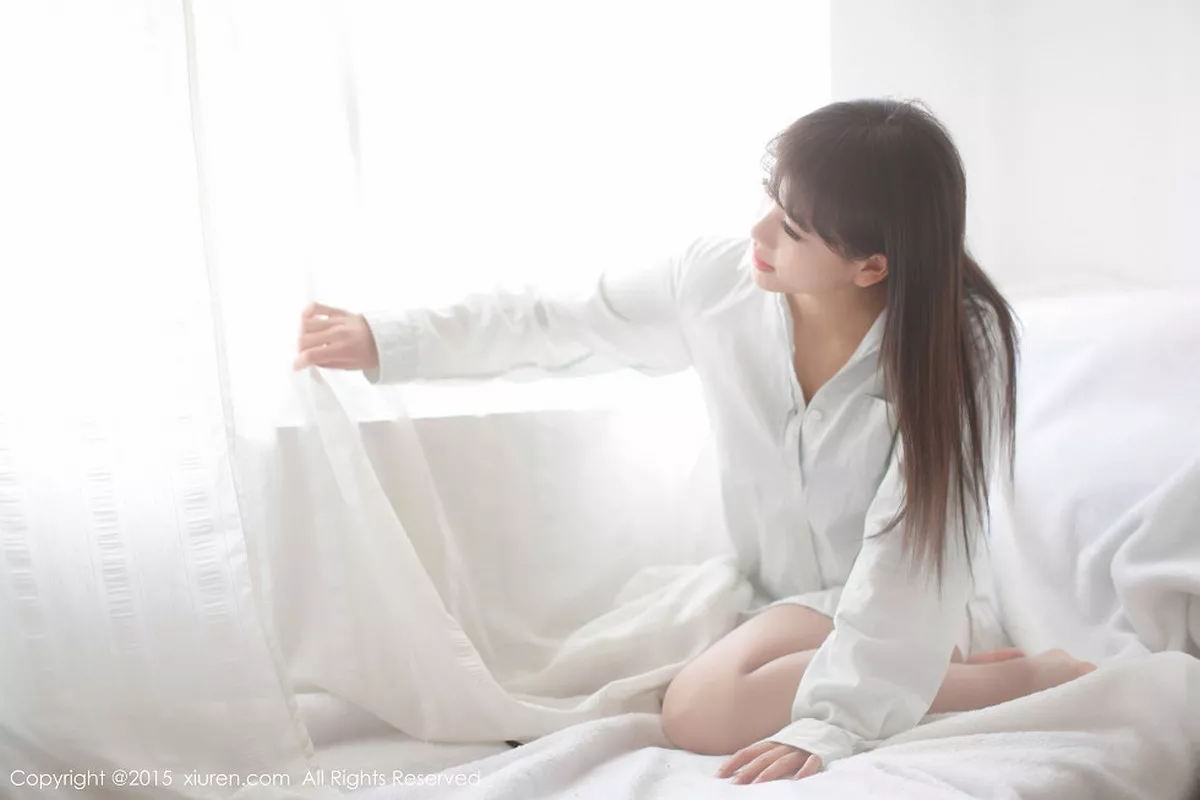 秀人集.com_[XiuRen秀人网]No.318_邻家女孩七米baby户外红色格子裙清新学生装迷人写真112P