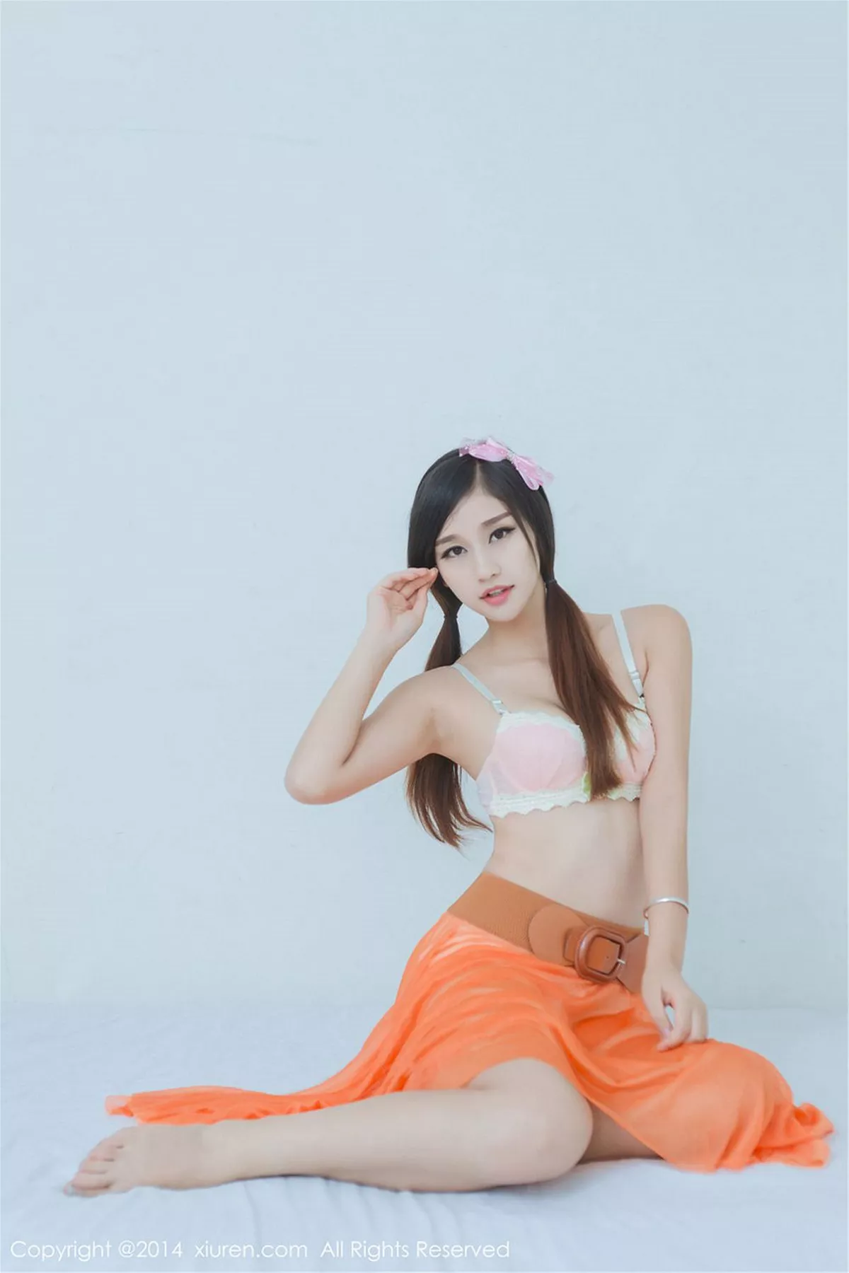 秀人集.com_[XiuRen秀人网]No.264_秀发美女嫩模史雨姐姐居家私房火辣美体真空诱惑写真50P