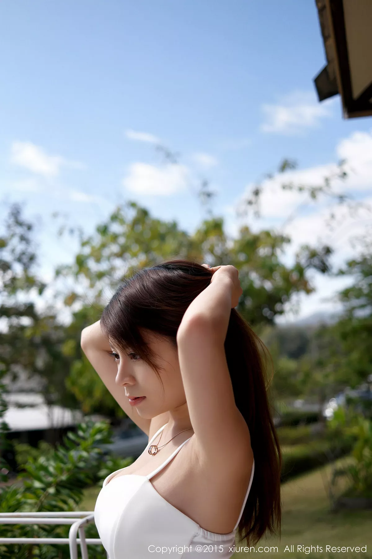 秀人集.com_[XiuRen秀人网]No.292_大胸嫩模vetiver嘉宝贝儿牛仔短裤白色上衣性感写真50P