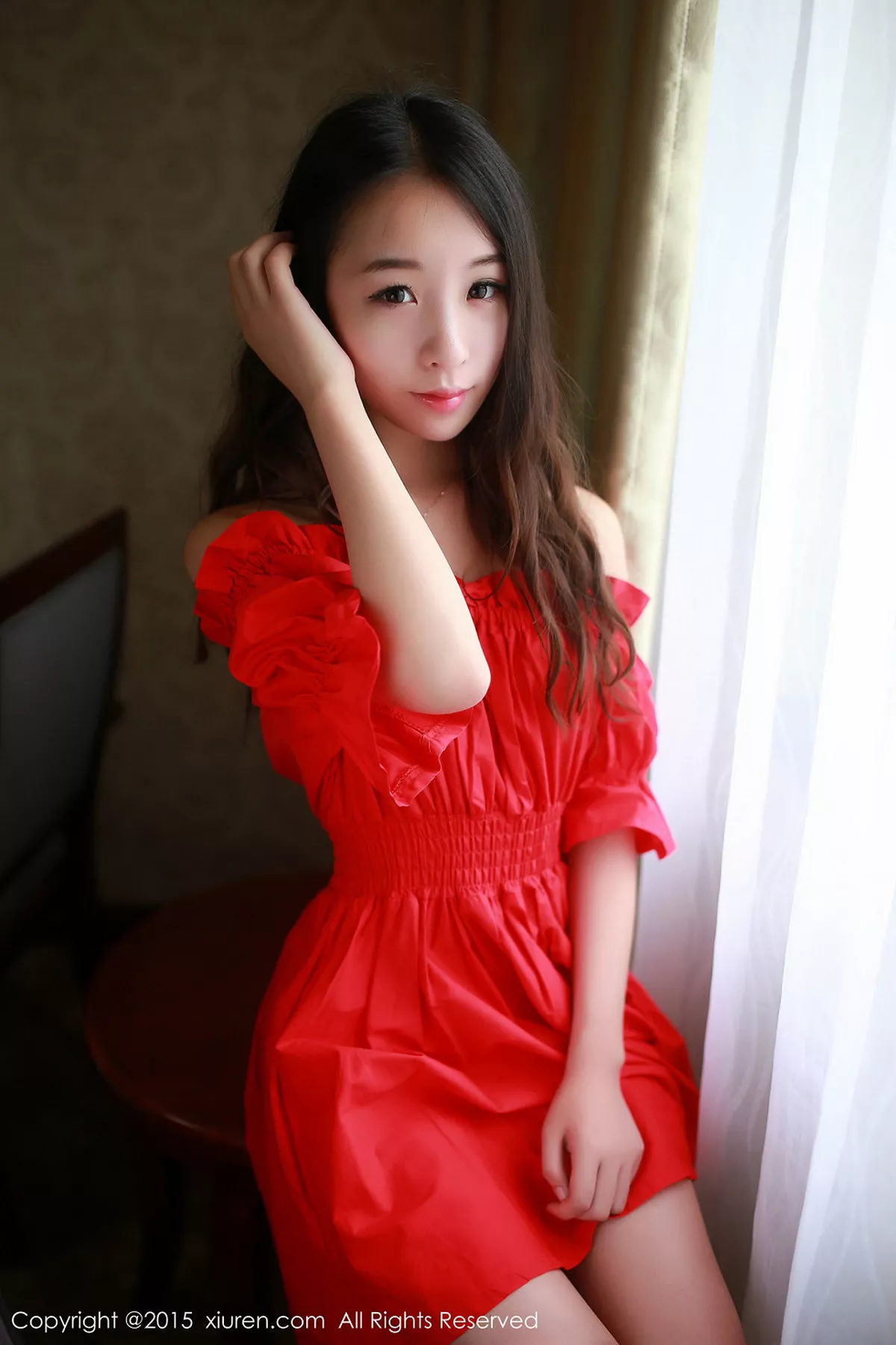 秀人集.com_[XiuRen秀人网]No.347_学生妹子梓萱Crystal抹胸连衣裙秀苗条身材性感黑丝写真60P