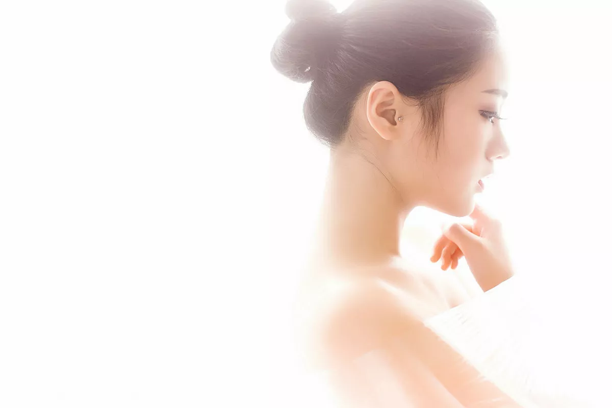 秀人集.com_[XiuRen秀人网]No.236_嫩模YOYO苏小苏薄纱遮胸完美身材秀诱人胴体写真50P