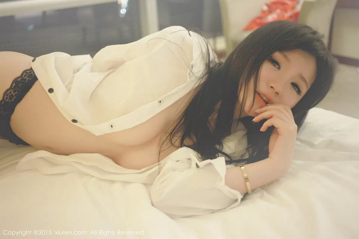 秀人集.com_[XiuRen秀人网]No.285_微博红人米妮大萌萌黑色情趣内衣撩人姿势诱惑写真30P