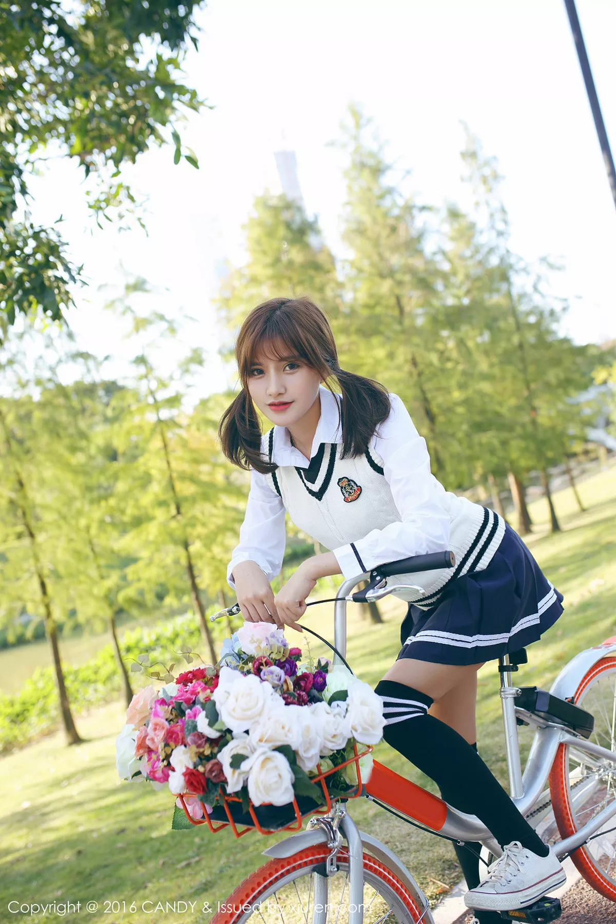 秀人集.com_[Candy糖果画报]Vol.005_糖果画报冬至佳节主题模特合集李宓儿等豪乳模特写真38P