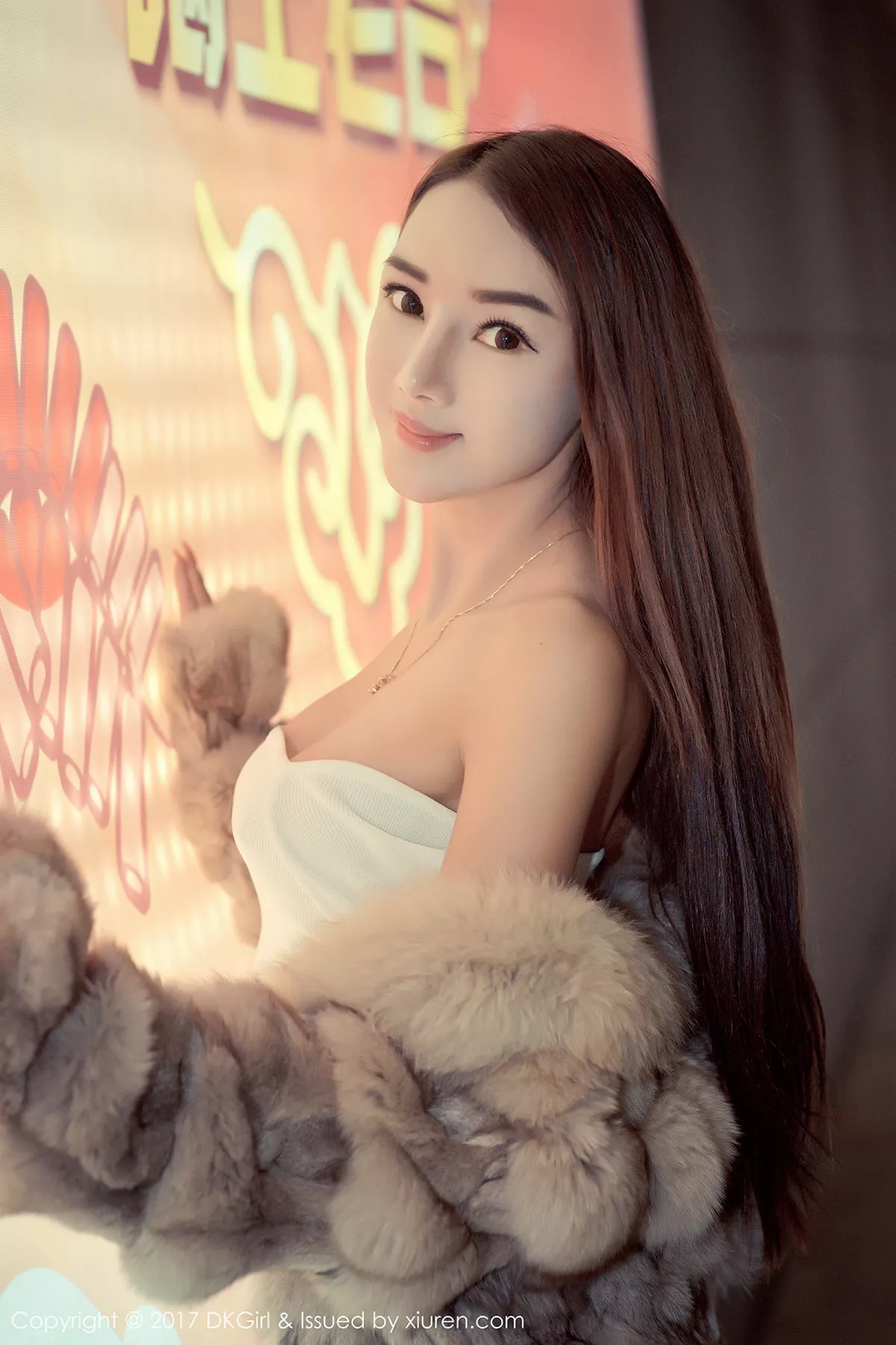 秀人集.com_[DKGirl御女郎]Vol.010_嫩模婕西儿jessie浴室比基尼新春主题露豪乳福利诱惑写真54P