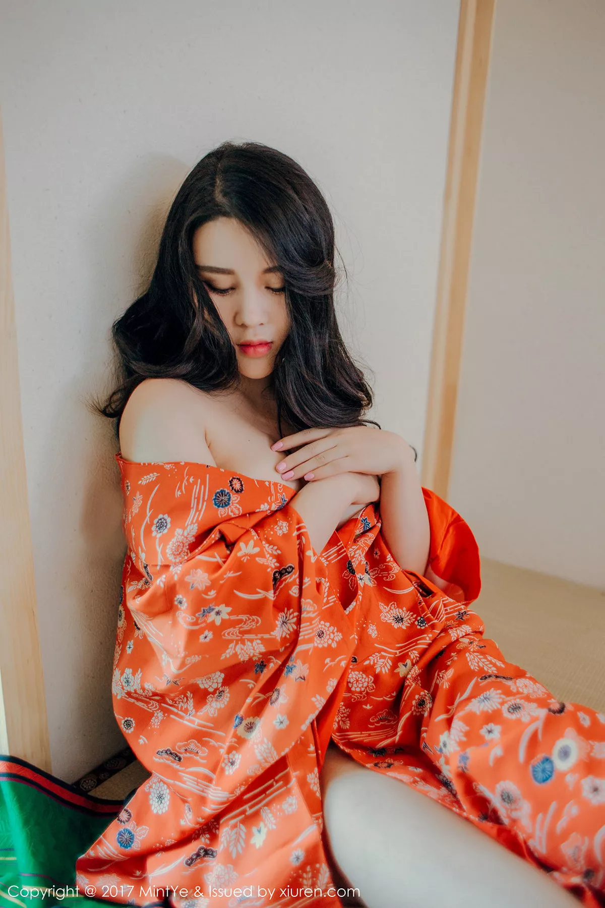 秀人集.com_[MintYe薄荷叶]Vol.003_嫩模Sukki白色蕾丝透视内衣秀完美酥胸性感妖媚写真60P