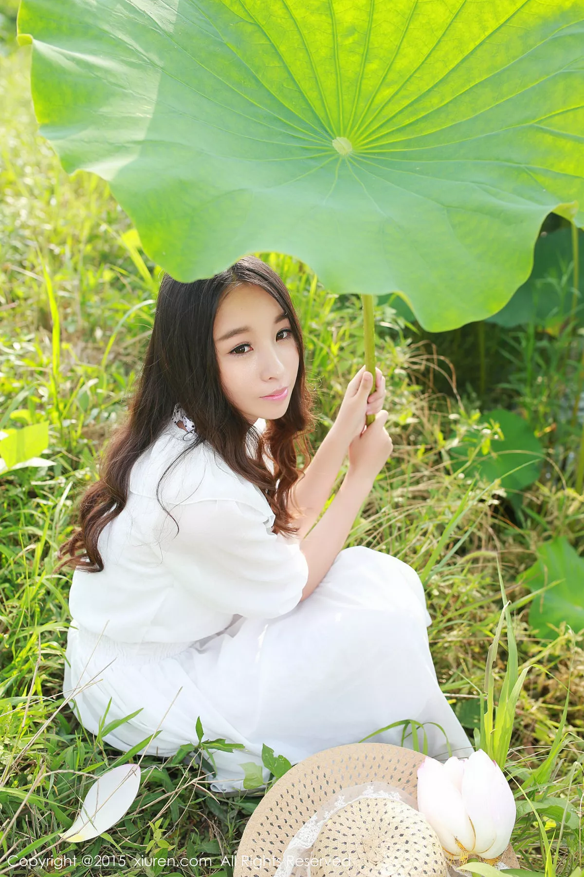 秀人集.com_[XiuRen秀人网]No.371_清纯妹子梓萱Crystal脱白色连身裙秀性感内衣写真45P