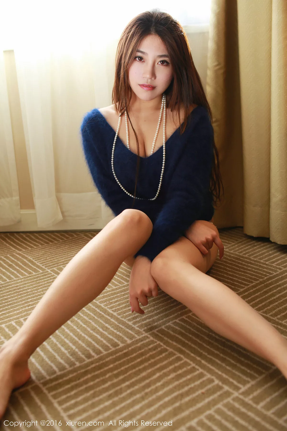 秀人集.com_[XiuRen秀人网]No.456_嫩模许诺Sabrina首尔旅拍白色蕾丝透明内裤诱惑翘臀写真42P