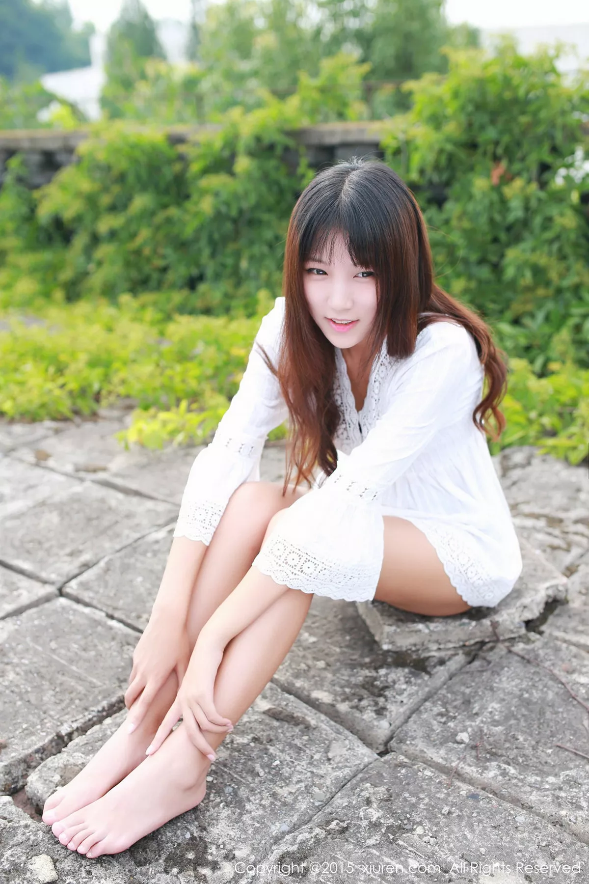 秀人集.com_[XiuRen秀人网]No.357_秀发嫩模徐畅和徐畅白色衬衫户外清新迷人写真46P