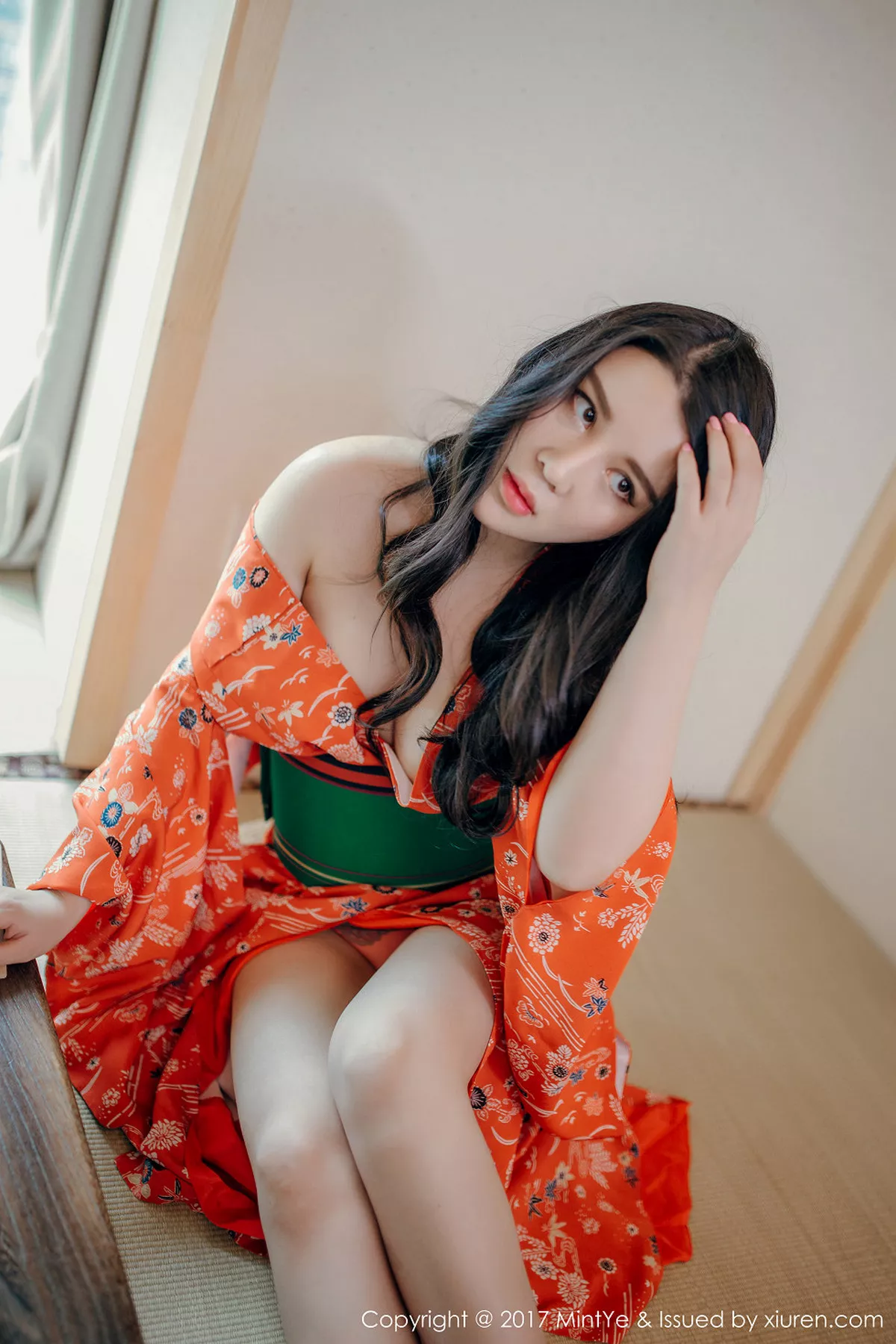 秀人集.com_[MintYe薄荷叶]Vol.003_嫩模Sukki白色蕾丝透视内衣秀完美酥胸性感妖媚写真60P