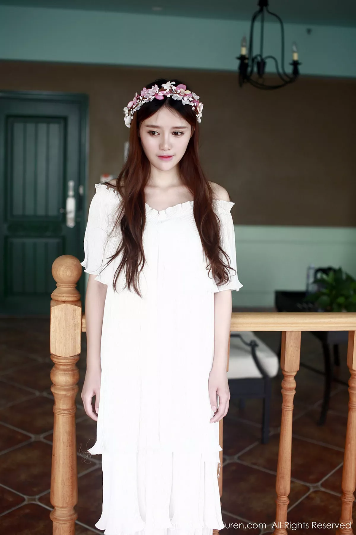 秀人集.com_[XiuRen秀人网]No.376_嫩模高溜MilkCat清新白嫩连身裙+性感爆乳装写真120P