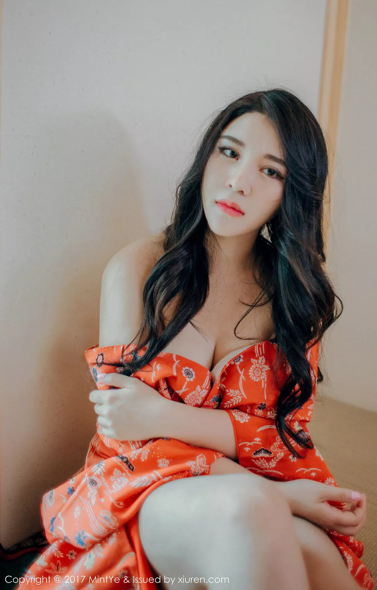 秀人集.com_[MintYe薄荷叶]Vol.003_嫩模Sukki白色蕾丝透视内衣秀完美酥胸性感妖媚写真60P