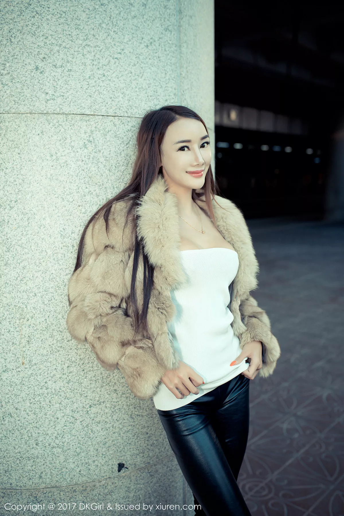 秀人集.com_[DKGirl御女郎]Vol.010_嫩模婕西儿jessie浴室比基尼新春主题露豪乳福利诱惑写真54P