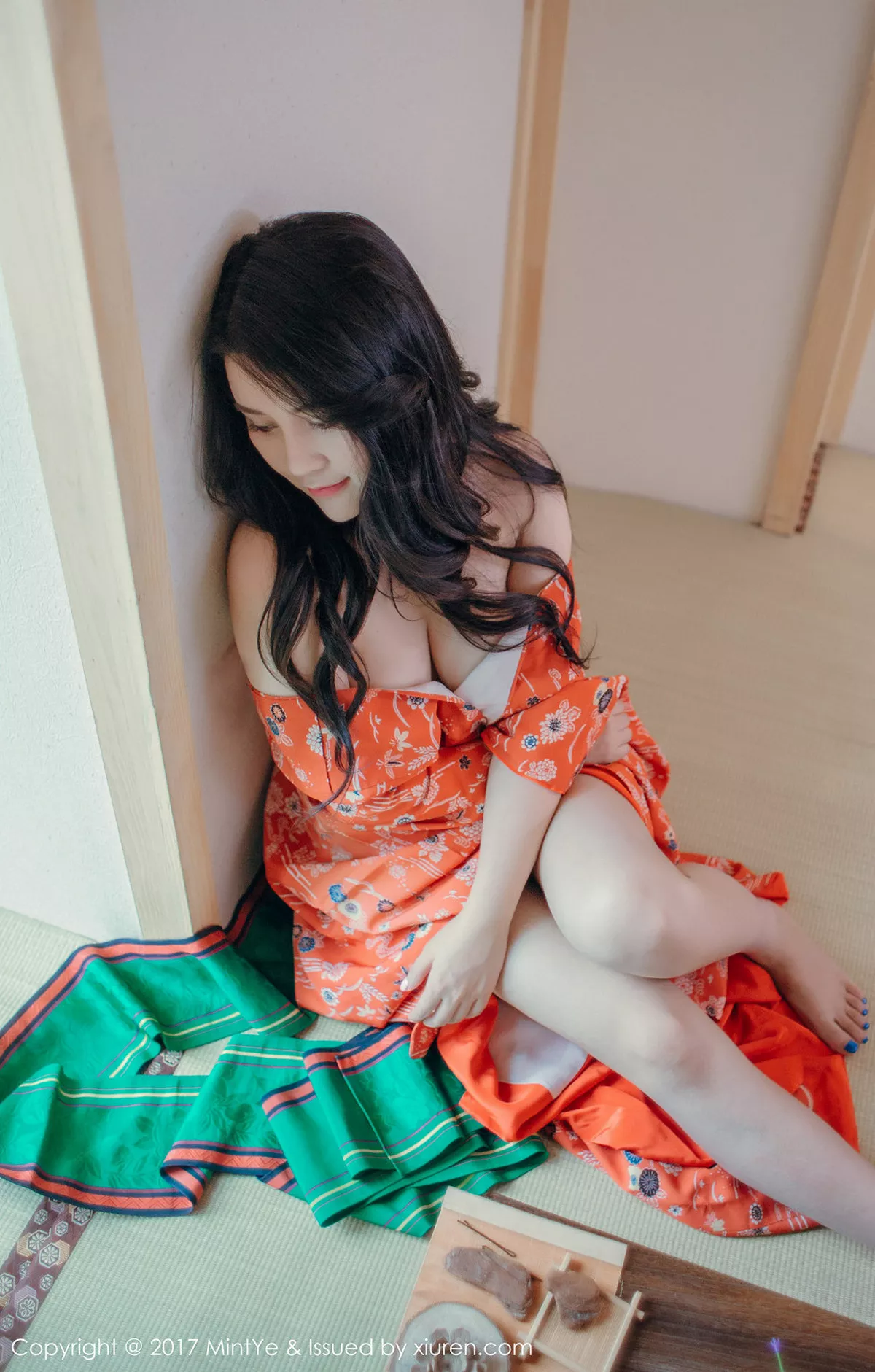 秀人集.com_[MintYe薄荷叶]Vol.003_嫩模Sukki白色蕾丝透视内衣秀完美酥胸性感妖媚写真60P