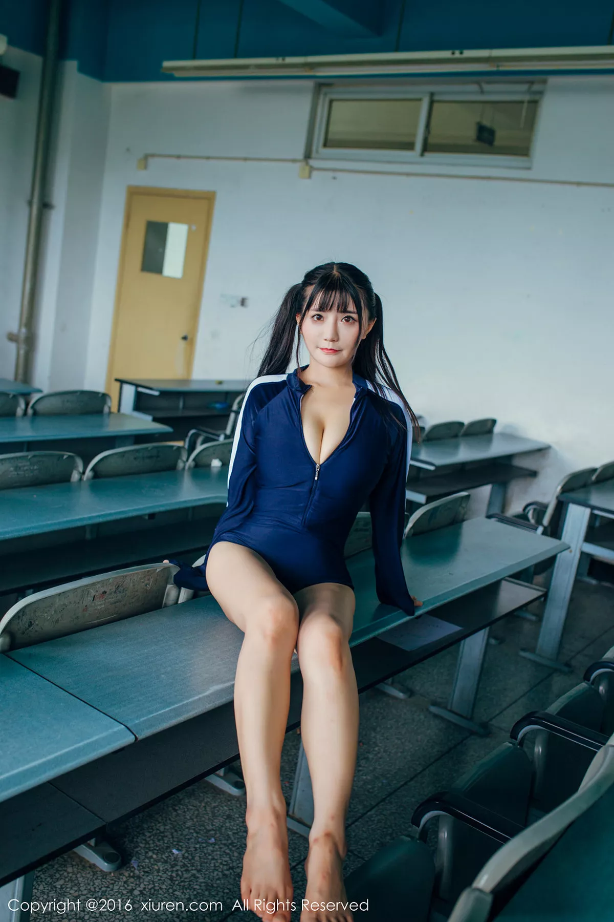 秀人集.com_[XiuRen秀人网]No.601_巨乳美少女阿乖Kiddo性感女仆装丰乳肥臀撩人诱惑写真51P