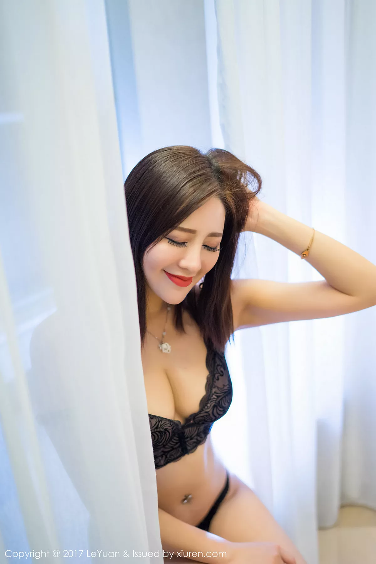 秀人集.com_[LeYuan星乐园]Vol.031_清秀气质美女美希子性感黑色内衣秀完美身材傲人美胸写真50P