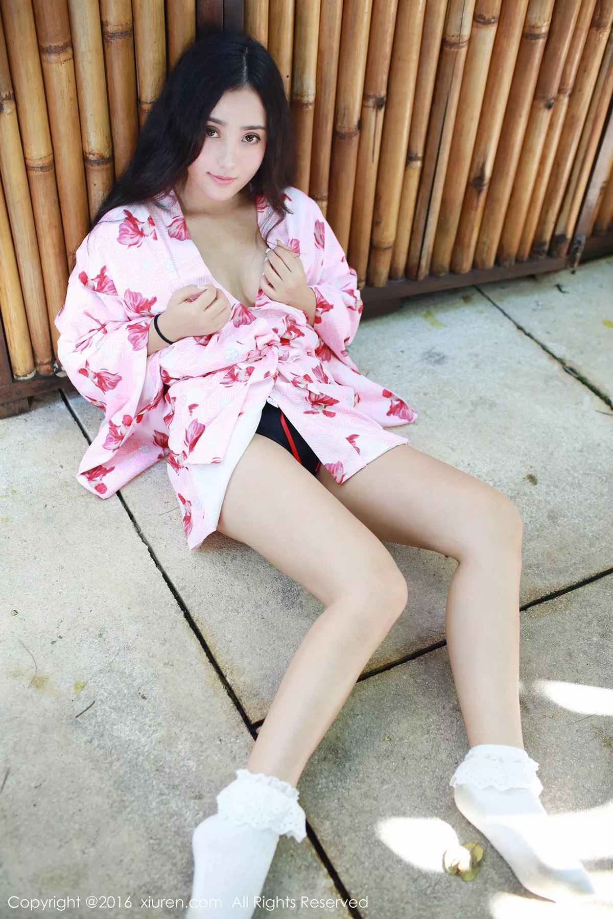 秀人集.com_[XiuRen秀人网]No.554_嫩模Manuela玛鲁娜巴厘岛旅拍黑色丁字裤诱惑美臀写真47P